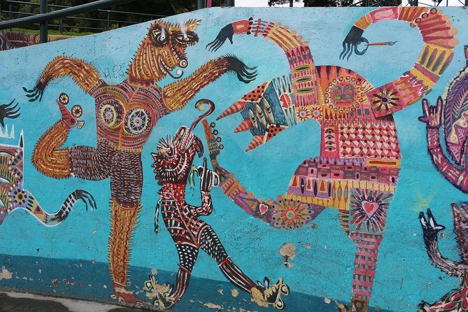 Graffiti Tour in La Candelaria Bogotá with Transportation - Price and logistics: what $43 buys you (and what it doesn’t)