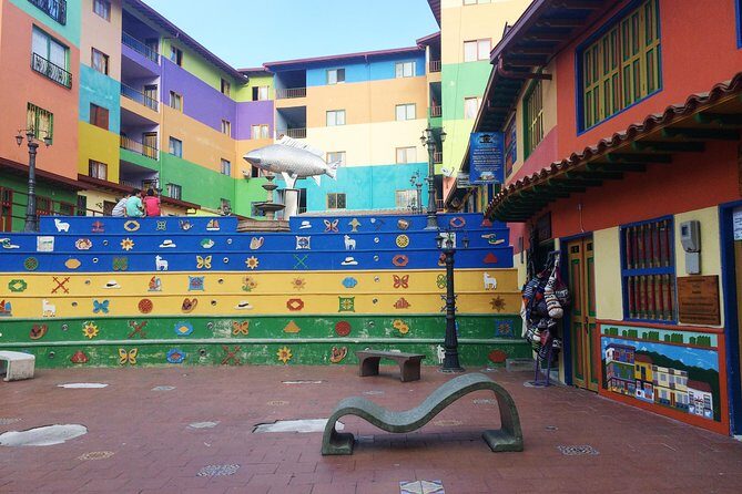 Guatape and Peñol Rock Full-Day Tour - Stop 4: Parque de Marinilla—an optional break you can ask for