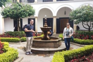 La Candelaria, Mount Monserrate and Museo del Oro in One Day in Bogota - La Candelaria on foot: Chorro de Quevedo to major landmarks