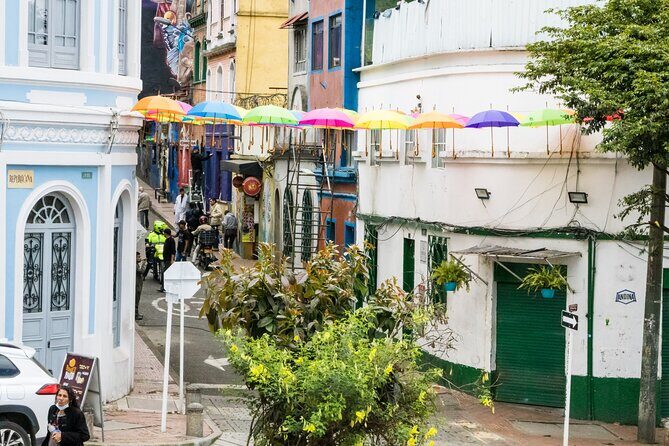 La Candelaria Private Tour Bogotá + Local Lunch + 2 Museums (6 Hrs.) - Lunch at a Local Restaurant (And What’s Not Included)