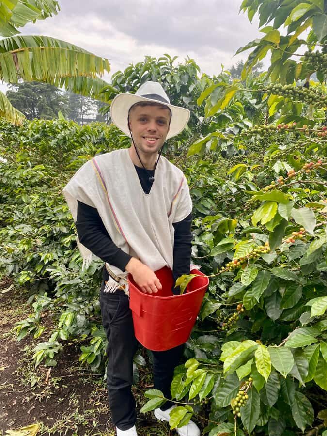 Medellín Coffee Farm Tour with Trolley and Cable Car Ride - Key things I’d prioritize before you go