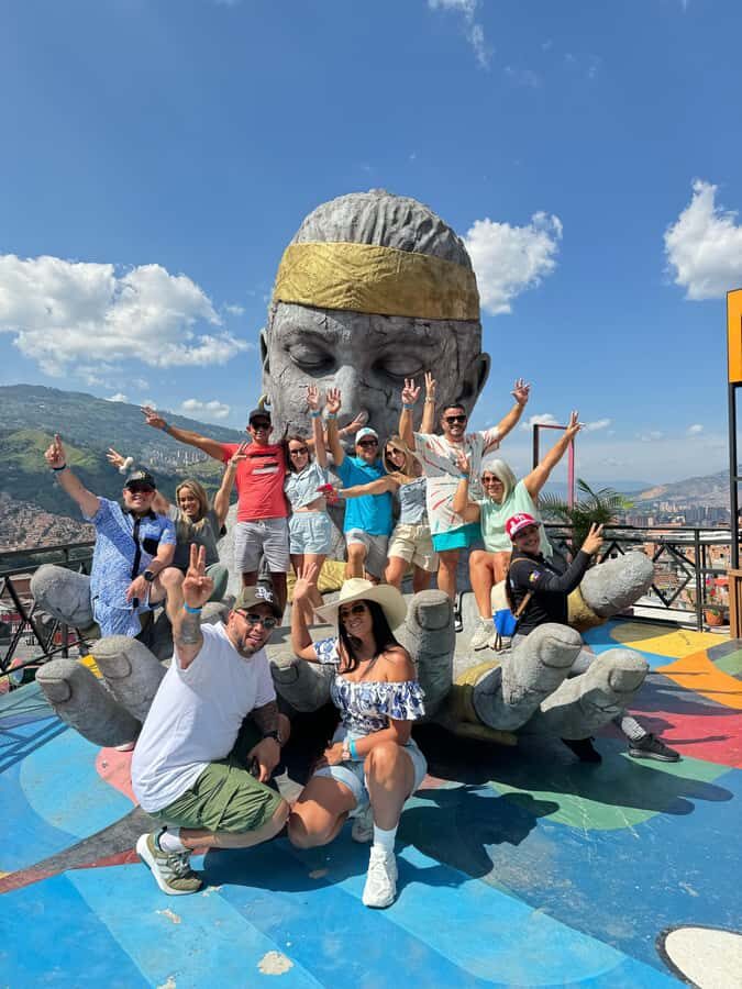 Medellín: Comuna 13 and Graffiti Guided Tour with a Local - Art as a Memory Map in Comuna 13