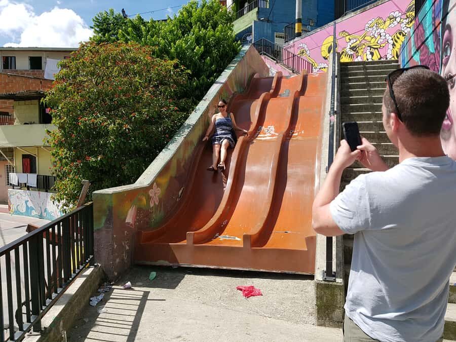 Medellín: Comuna 13, Cable Cars and Botero Statues Tour - Who should book this tour (and who might skip it)
