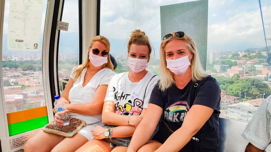 Medellin: Comuna 13 Graffiti Tour, Cable Car & Street Food - Transportation Value: Why the Tickets Matter for $18