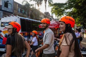 Medellín: E-bike and Foodie Tour - Turibike and the practical rhythm of the tour