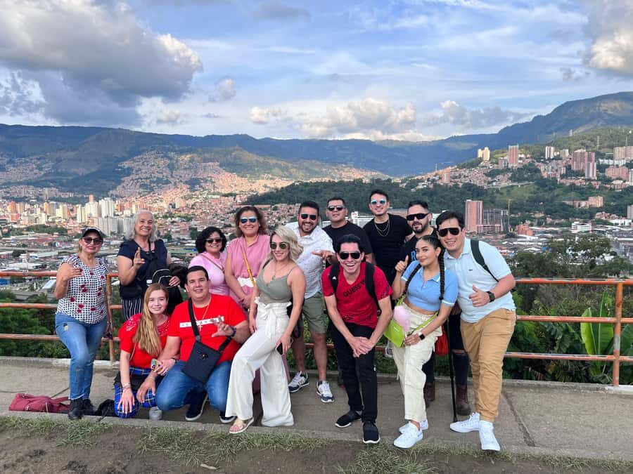 Medellin: Full Day Guided City Highlights Tour - Price and timing: what $57 buys in a 450-minute day