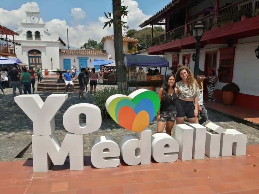 Medellin: Full Day Guided City Highlights Tour - From Inflexión Memorial Park to Pueblito Paisa: remembrance and views in the same day