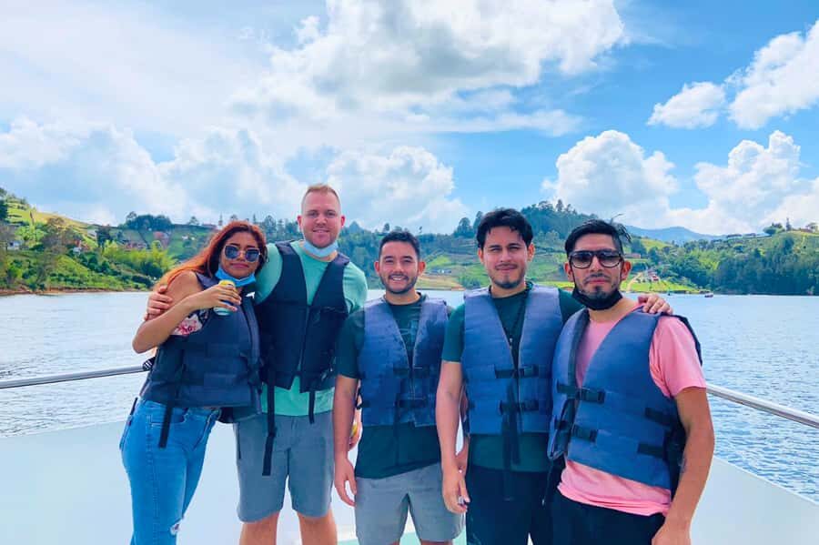 Medellin: Guatape and El Penol Rock Day Trip with Boat Ride - Alto del Chocho and Casa al Revés: playful extras with possible extra entry fees