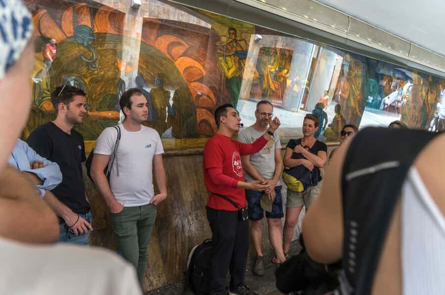 Medellin Historic Walking Tour - Parque Berrío and San Antonio Park: end where you can keep exploring