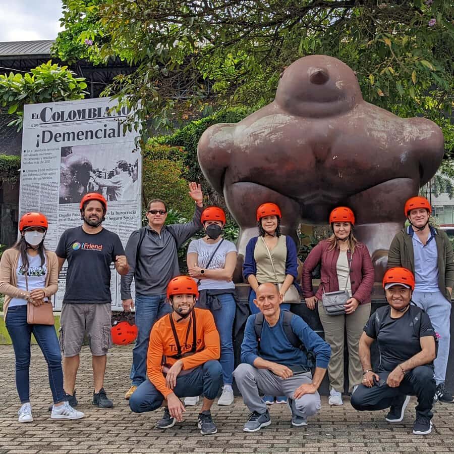Medellín: History & Local Life Essentials Tour on an E-Bike - Perpetuo Socorro: A Quick Pass With a Purpose