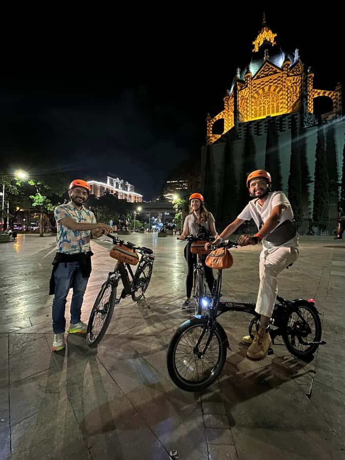 Medellín: History & Local Life Essentials Tour on an E-Bike - Plaza Botero and the Sweet Spot of Beauty Plus Chaos
