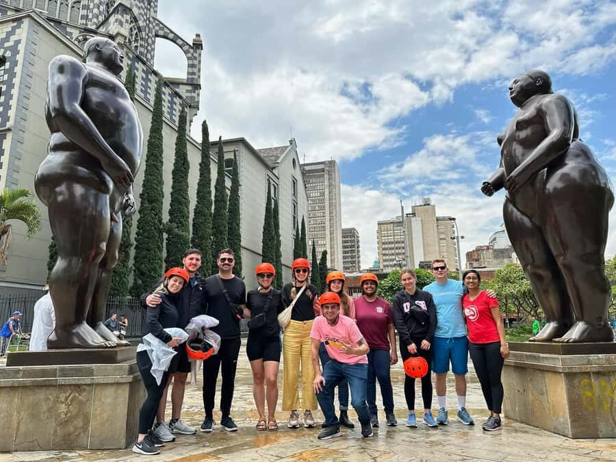 Medellín: History & Local Life Essentials Tour on an E-Bike - Parque de las Luces: Public Space With Personality