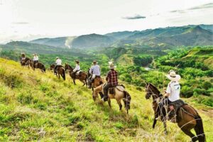 Medellin: Horseback Riding Adventure In Nature (Don't Overpay) - At the farm: what happens before the first hoof step