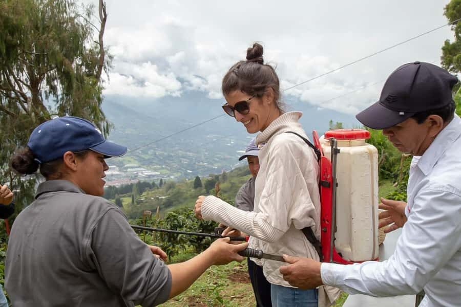 Medellin: Horseback Riding Coffee Farm Tour with Coffee Spa - Price and value: what $150 gets you in 5 hours