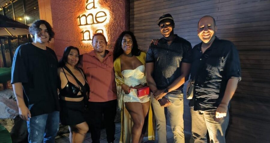 Medellín: One Night in El Cielo Viewpoint with activities - From El Cielo to Michigan Pizza Bar: food with a view (not just a meal)