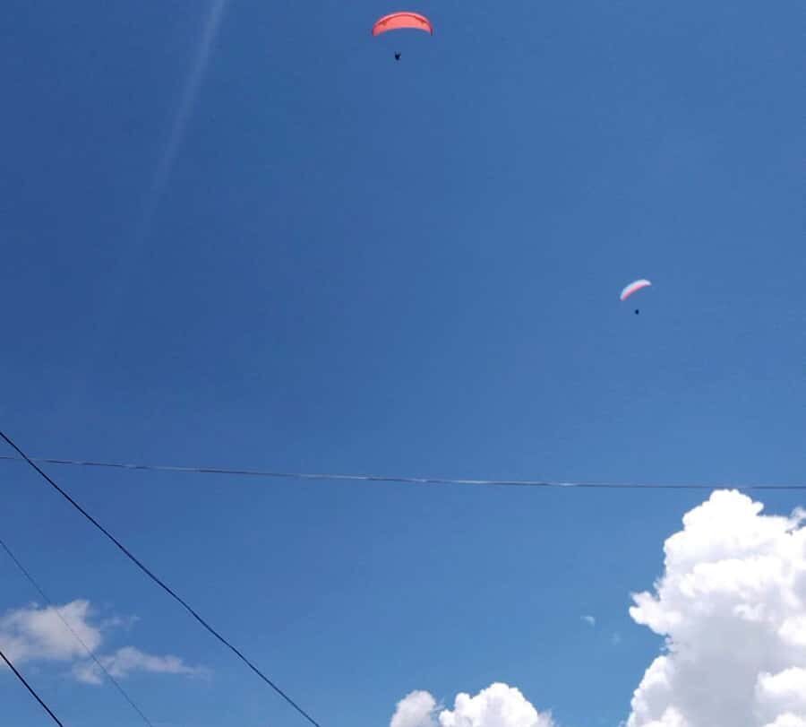 Medellín: Paragliding in the Colombian Andes - Flying the Aburrá Valley: Medellín River, Quitasol, Garcia barrage, Picacho