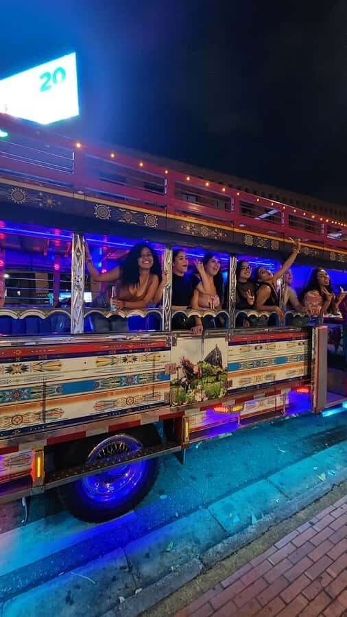 Medellin: Party Bus with DJ & Street Food Tastings - Final restaurant tasting: the night gets fed, then ends