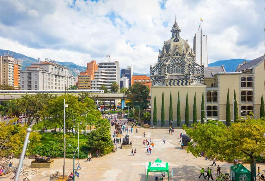 Medellín: Private City Tour with Metrocable and Comuna 13 - Botero Plaza: Fernando Botero sculptures, plus a dose of street-level contrast