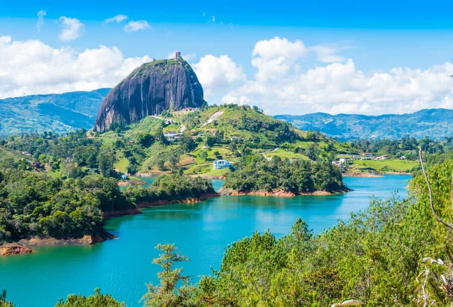 Medellín: Private Guatapé Tour w/ Breakfast, Lunch & Cruise - Key highlights worth planning around