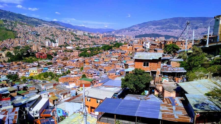 Medellín: Private Pablo Escobar and Comuna 13 Tour - Key things I’d circle before you book