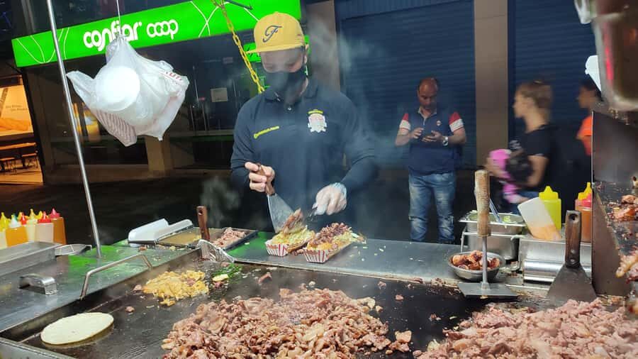 Medellin: Street Food and Poblado Rooftop Tour with a Local - Key things I’d mark on your map first