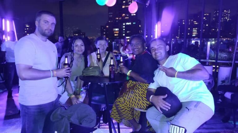 Medellin: Street Food and Poblado Rooftop Tour with a Local - The 3-hour loop: how the street-food stops actually work
