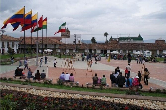 MINA CATEDRAL DE SAL ZIPAQUIRA Tour Privado - The drive from Bogotá: why this day trip can still feel relaxed