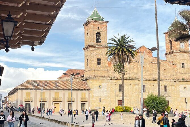 New & Cheapest ZIPAQUIRA & GUATAVITA LAKE Visit 5 Sites/PICKUP - A long but smart route out of Bogotá