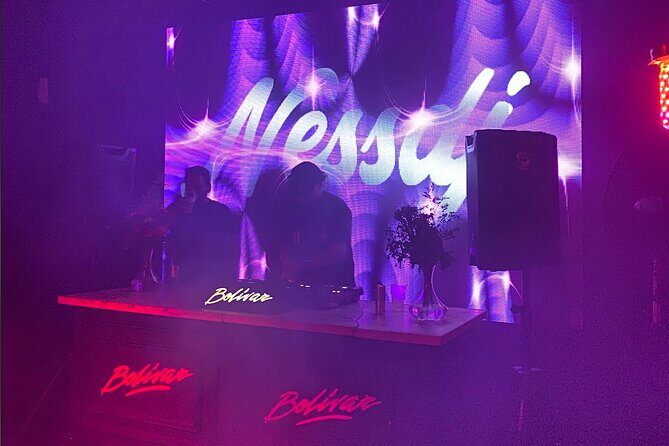 Nightlife Medellin, Rooftops, bars and Clubs - Purple Reign Gastro Bar: the social warm-up at the start