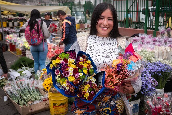 PALOQUEMAO MARKET FOOD TOUR. EXOTIC FRUIT. LOCAL SNACKS. /Min 2 pax - Who this tour fits best (and who should skip)