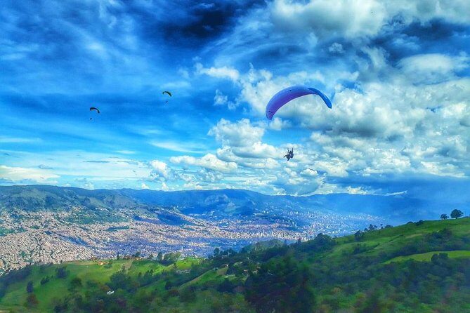Paragliding in Medellin Includes GoPro and Pick up & Drop off - Key highlights worth knowing