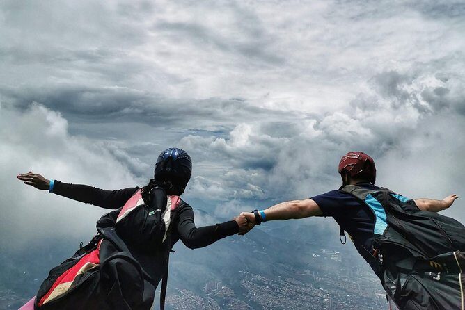 Paragliding in Medellin Includes GoPro and Pick up & Drop off - The mountain break and what’s available on top