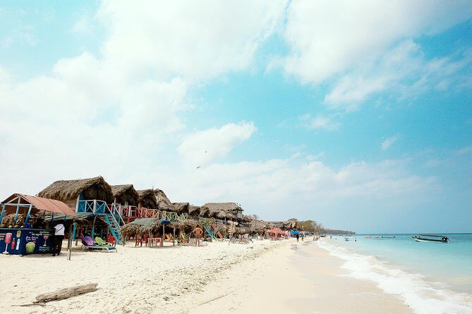 Playa Blanca in Baru Island - Lunch on this day trip: good food, but check your option