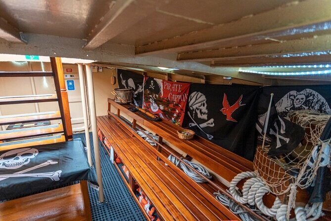 Premium Pirate Beach Adventure, Open sea Rope Swing, Drinks+Lunch - Cruise Out of Cartagena: Views, Open Sea Time, and Rope Swing