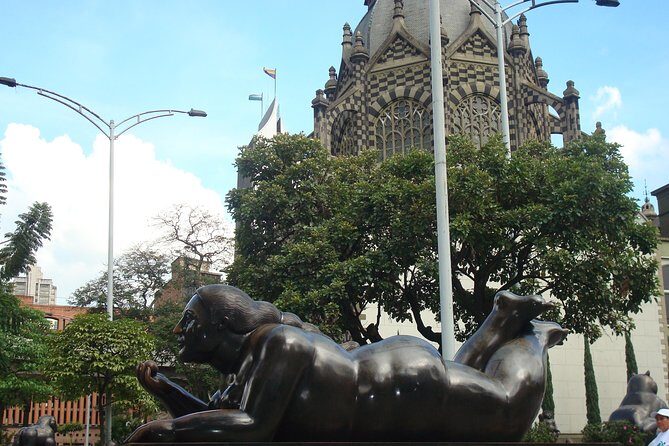 Private City Tour Combined with Pablo Escobar Tour - Key points before you go