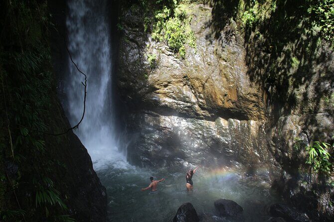 Private tour: hiking to the crystalline MELCOCHO river from MEDELLÍN - Medellín to Cocorná and La Pinuela: The Morning Turns Into a Plan