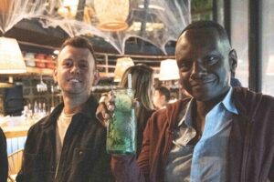 Pub Crawl in Bogotá - Stop 2: El Mono Bandido Zona T cocktail hour (with non-alcoholic options)