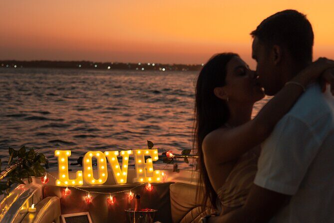 Romantic Date Night in the Bay of Cartagena - Timing, meeting point, and what to plan around