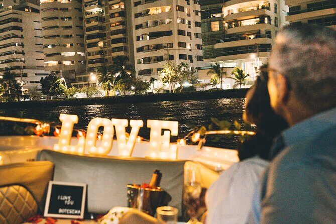 Romantic Date Night in the Bay of Cartagena - Who this romantic bay sail is best for