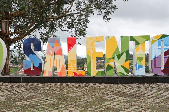 Salento, Cocora+Filand PREMIUM PLAN. exit: Pereira/Armenia. - Lunch at Laurita restaurant plus the included hot drink and water