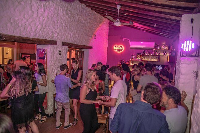 Salsa Tour in Cartagena with admission Ticket to Café Havana - Key things to know before you go
