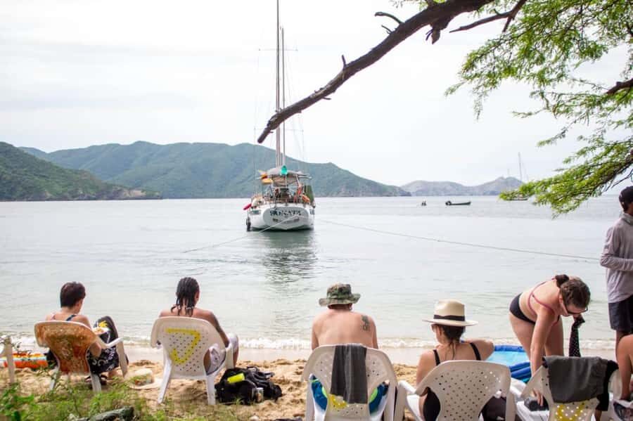 Santa Marta: Sailboat day tour to Tayrona Park - Bahía Concha: the beach day you came for