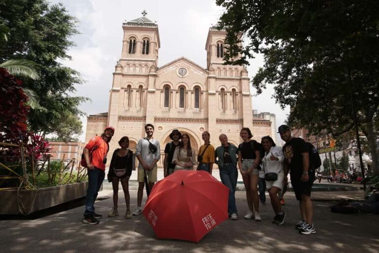 Shared Medellín Downtown Tour with Wireless Audio - Getting your bearings with wireless audio (so you don’t miss the details)