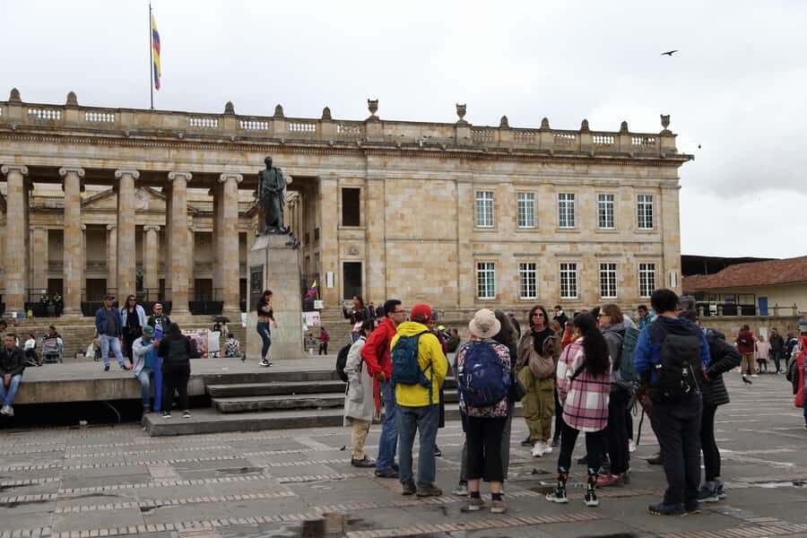 Shared Tour Colombian Conflict War, Drug Trafficking & Peace - Key Points You’ll Actually Care About