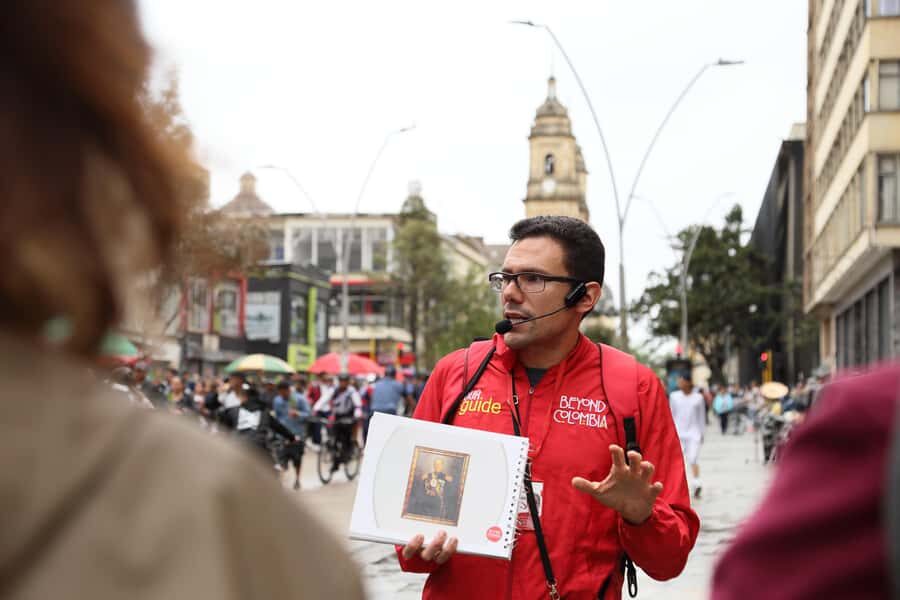 Shared Tour Colombian Conflict War, Drug Trafficking & Peace - A 150-Minute Walk Through Colombia’s Political Pressure Cooker