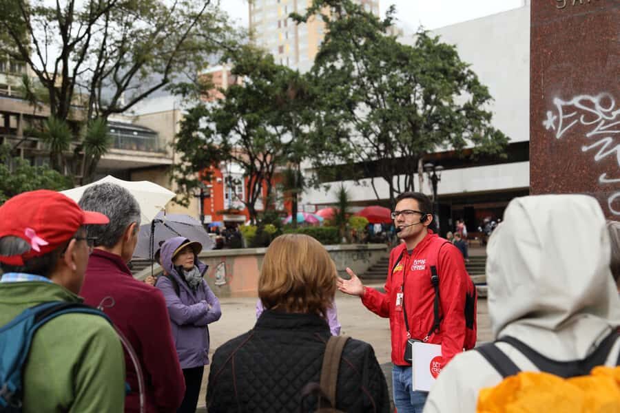 Shared Tour Colombian Conflict War, Drug Trafficking & Peace - Who This Tour Suits Best (And Who Might Feel Off)