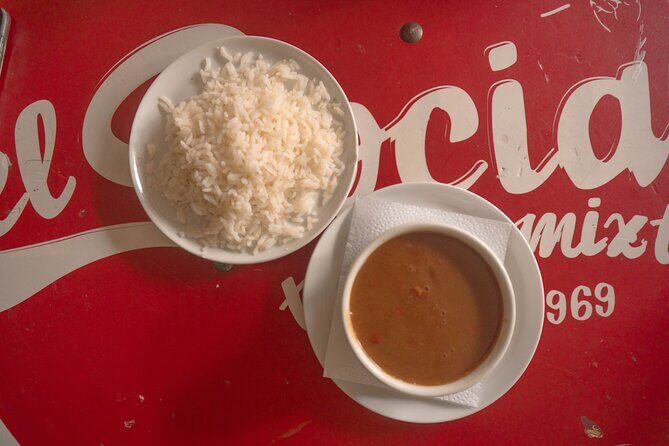 Street Food Tour in Medellín with Tastings - The coffee stop at Café La Manchuria and limonada con café