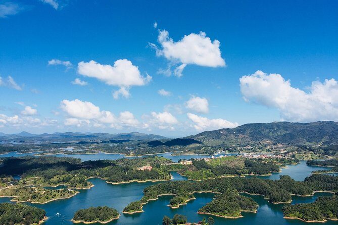 Tour Guatapé - Price and logistics: why $38 feels fair for what you get