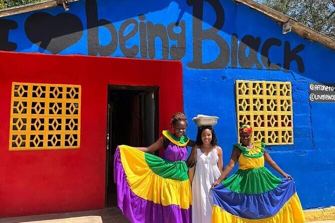 Visit Palenque with natives : history, culture and ancestral legacy - Benkos Bioho monument: the freedom story with names and strategy