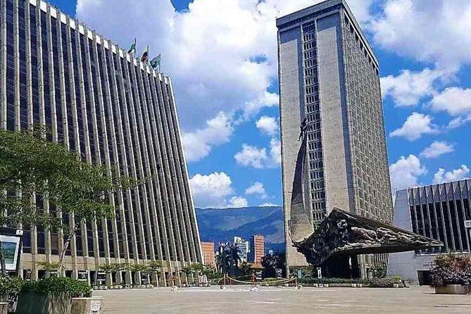 Walking tour downtown Medellín - Price and Value: What You Pay For (and What You Don’t)